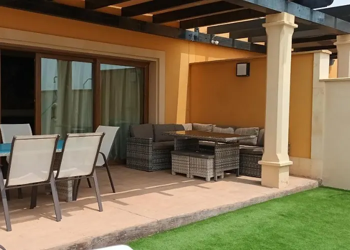 Beautiful, Spacious Villa, Heated Pool, Sleeps Eight, With Quality Furnishings Villa