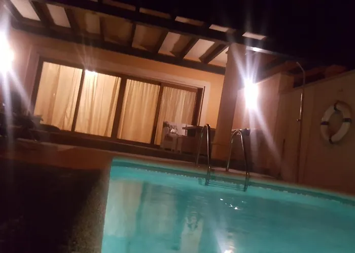 Beautiful, Spacious Villa, Heated Pool, Sleeps Eight, With Quality Furnishings