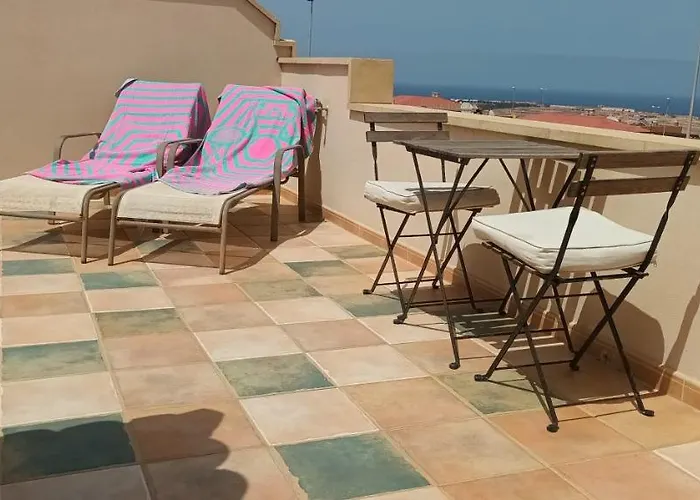 Beautiful, Spacious Villa, Heated Pool, Sleeps Eight, With Quality Furnishings Villa