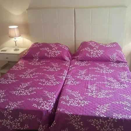 ヴィラ Beautiful, Spacious Villa, Heated Pool, Sleeps Eight, With Quality Furnishings カレタ・デ・フステ