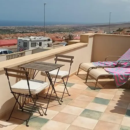 Beautiful, Spacious Villa, Heated Pool, Sleeps Eight, With Quality Furnishings カレタ・デ・フステ