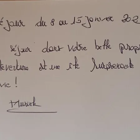 ヴィラ Beautiful, Spacious Villa, Heated Pool, Sleeps Eight, With Quality Furnishings *