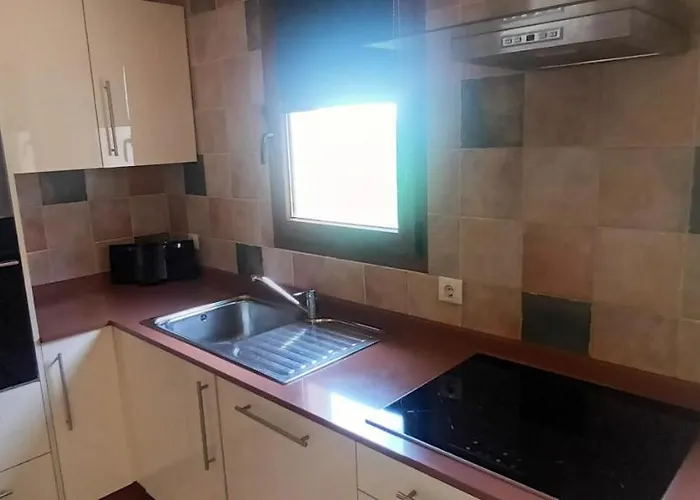 Beautiful, Spacious Villa, Heated Pool, Sleeps Eight, With Quality Furnishings * Caleta De Fuste